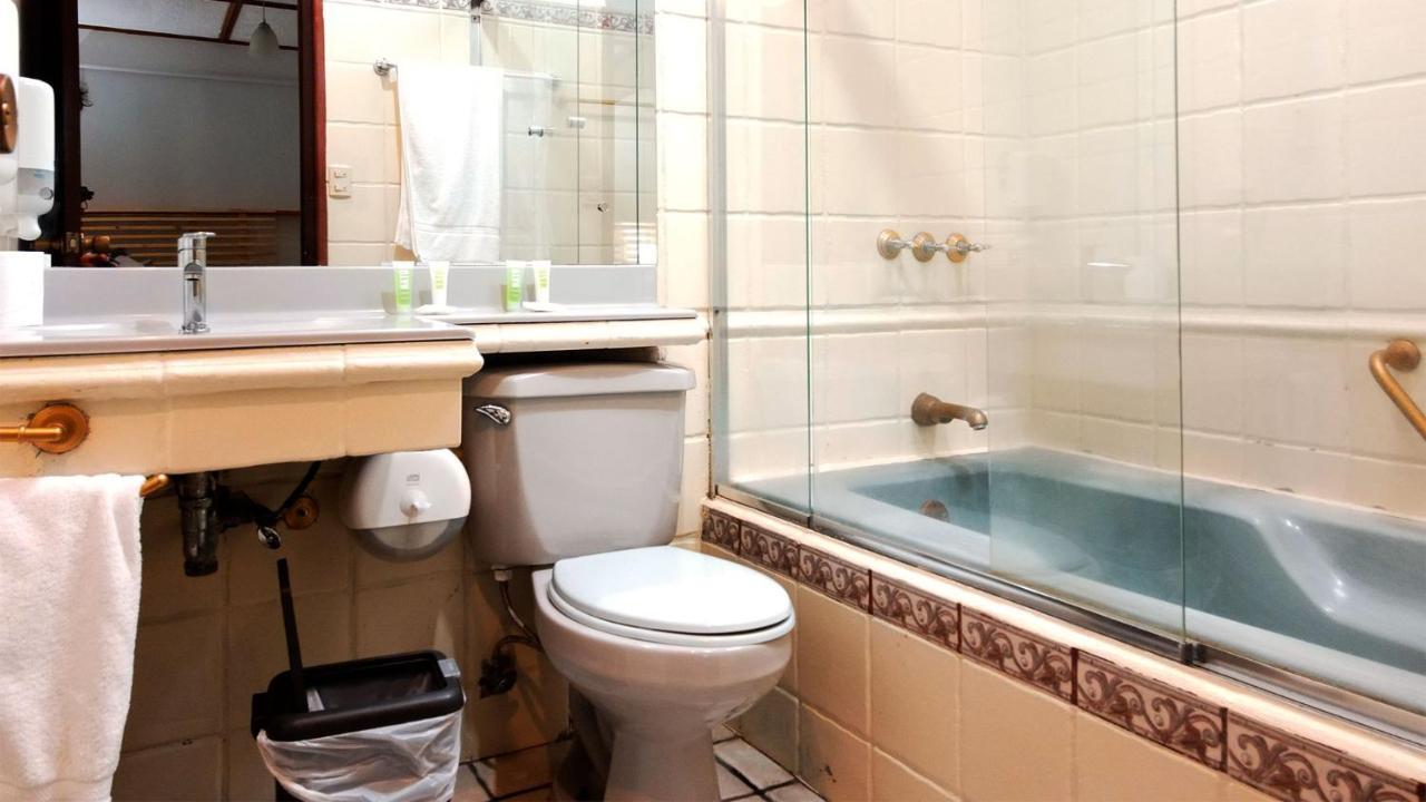 Trebol Amarillo Bed & Breakfast Escazu ภายนอก รูปภาพ