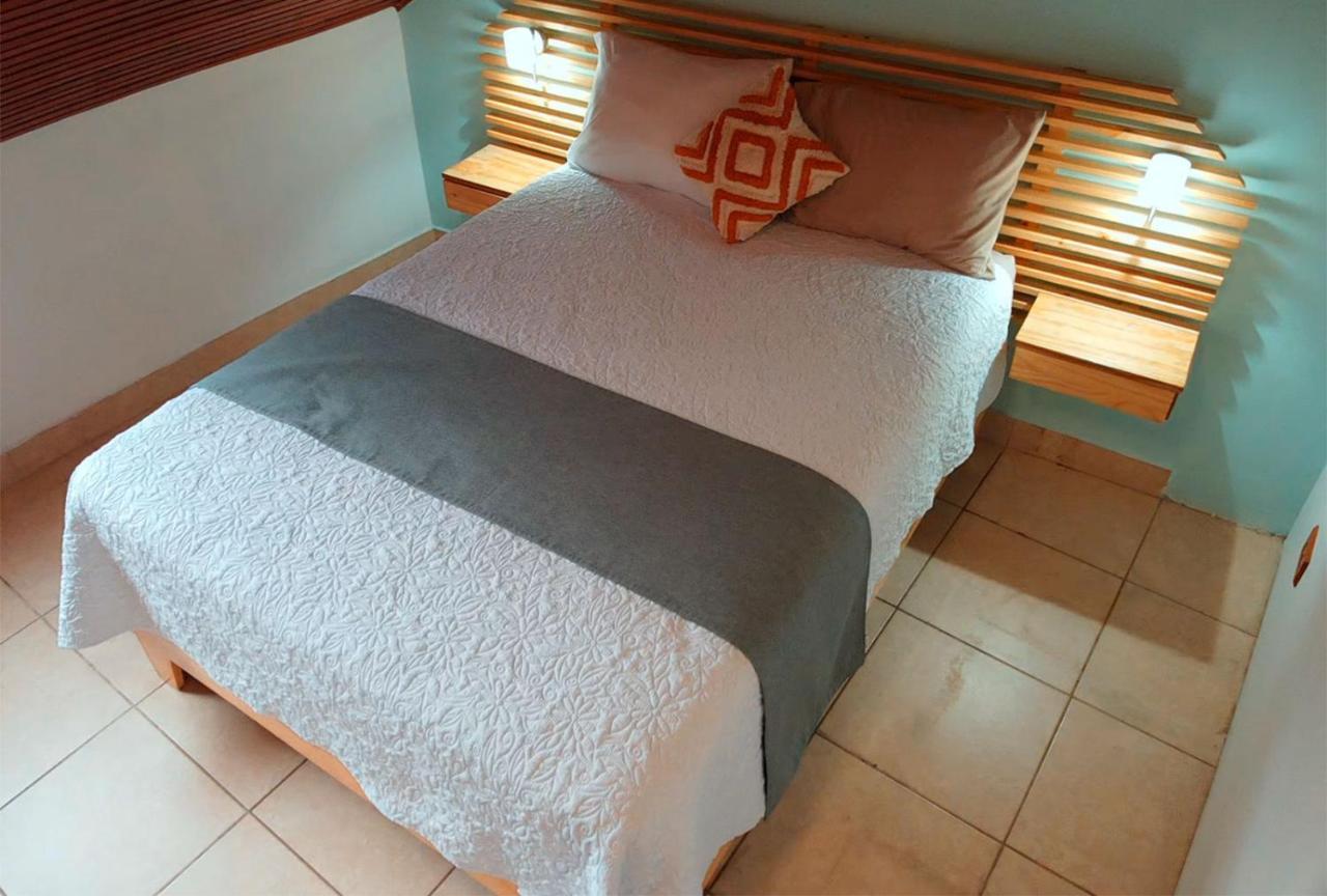 Trebol Amarillo Bed & Breakfast Escazu ภายนอก รูปภาพ